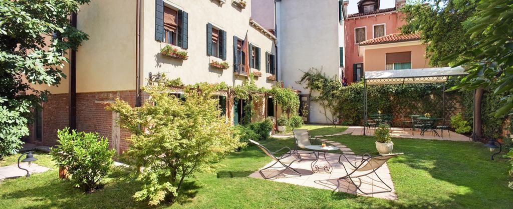 Frühstückspension Casa Rezzonico 2*