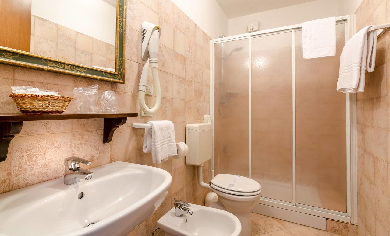Casa Rezzonico 2* Venedig